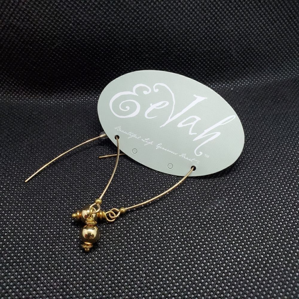 NWT EeVah Gold Dangling Earrings